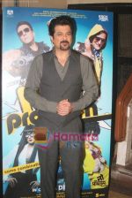 Anil Kapoor on the sets of Sa Re GAMA superstars in Famous on 29th Nov 2010 (19).JPG